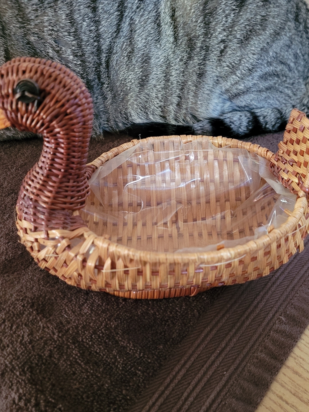 Woven Swan-Shaped Bird Feeder Basket in Brown